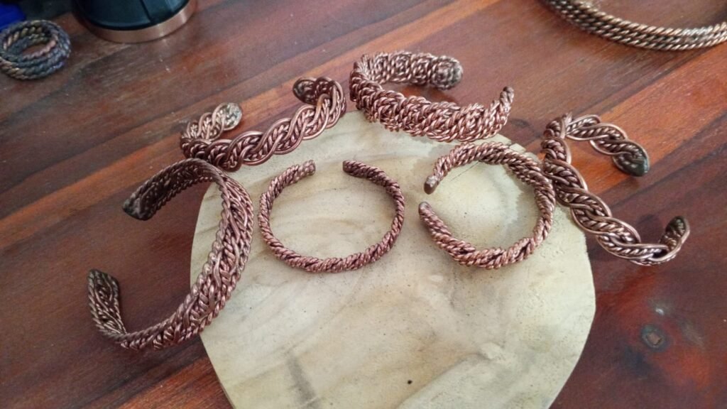 Gelang Tembaga Cantik